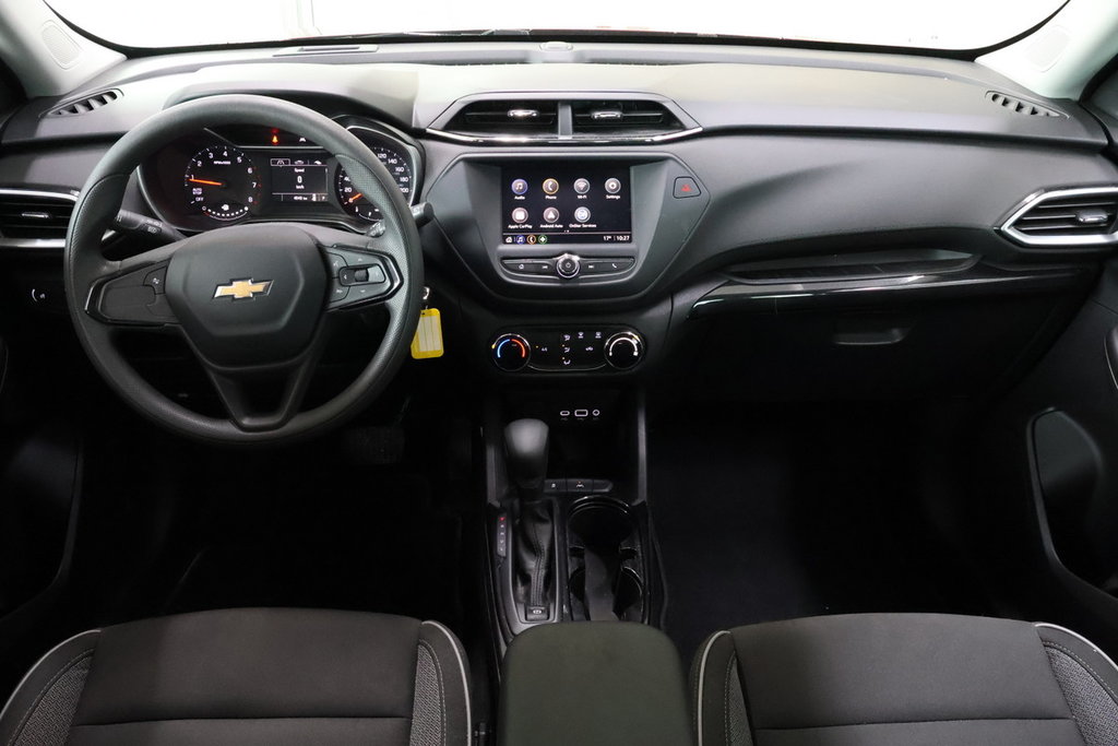 Chevrolet Trailblazer  2021 à Montréal, Québec - 3 - w1024h768px