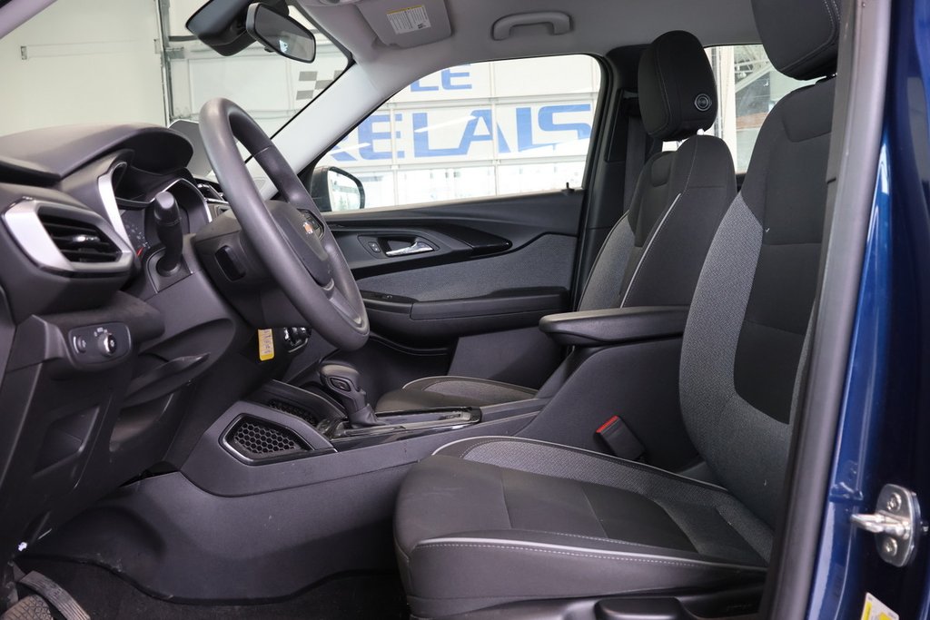 Chevrolet Trailblazer  2023 à Montréal, Québec - 2 - w1024h768px