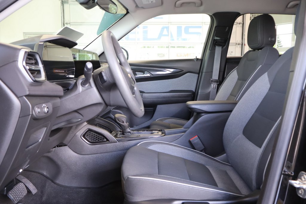 2024 Chevrolet Trailblazer LS AWD in Montreal, Quebec - 2 - w1024h768px