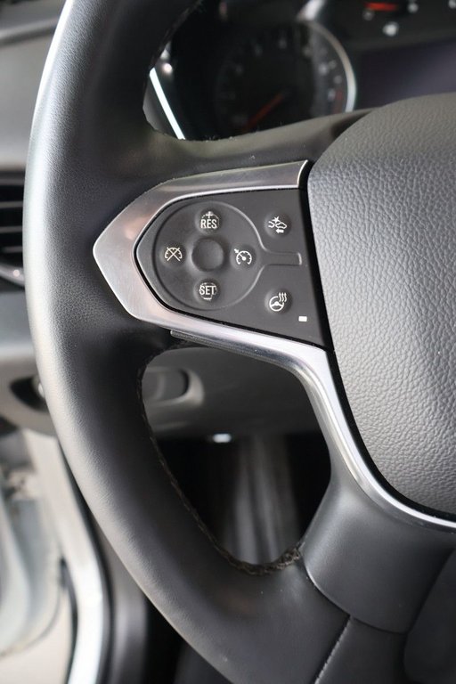 2023 Chevrolet Traverse in Montreal, Quebec - 13 - w1024h768px