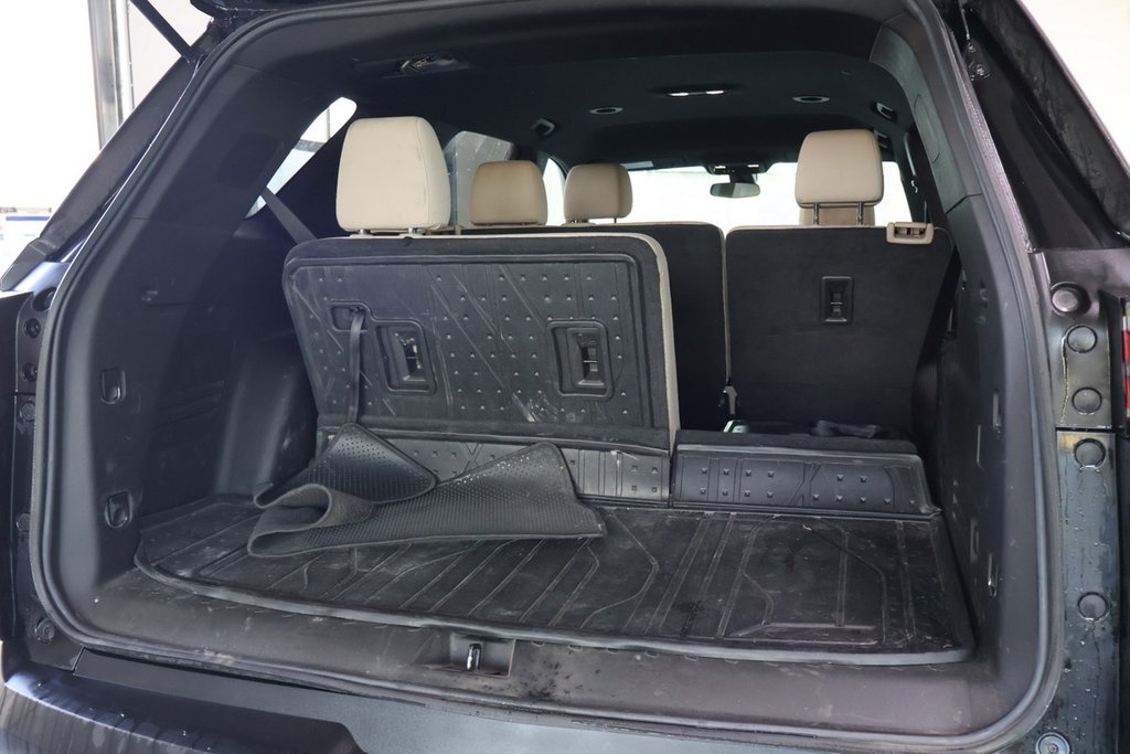 Chevrolet Traverse  2023 à Montréal, Québec - 23 - w1024h768px
