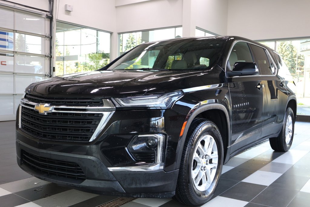 Chevrolet Traverse  2023 à Montréal, Québec - 1 - w1024h768px
