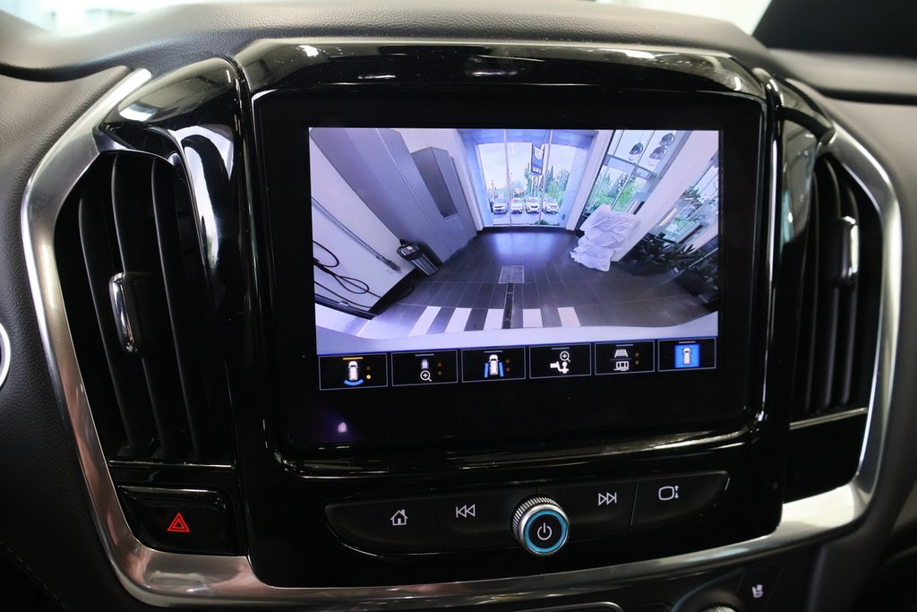 2023 Chevrolet Traverse in Montreal, Quebec - 15 - w1024h768px