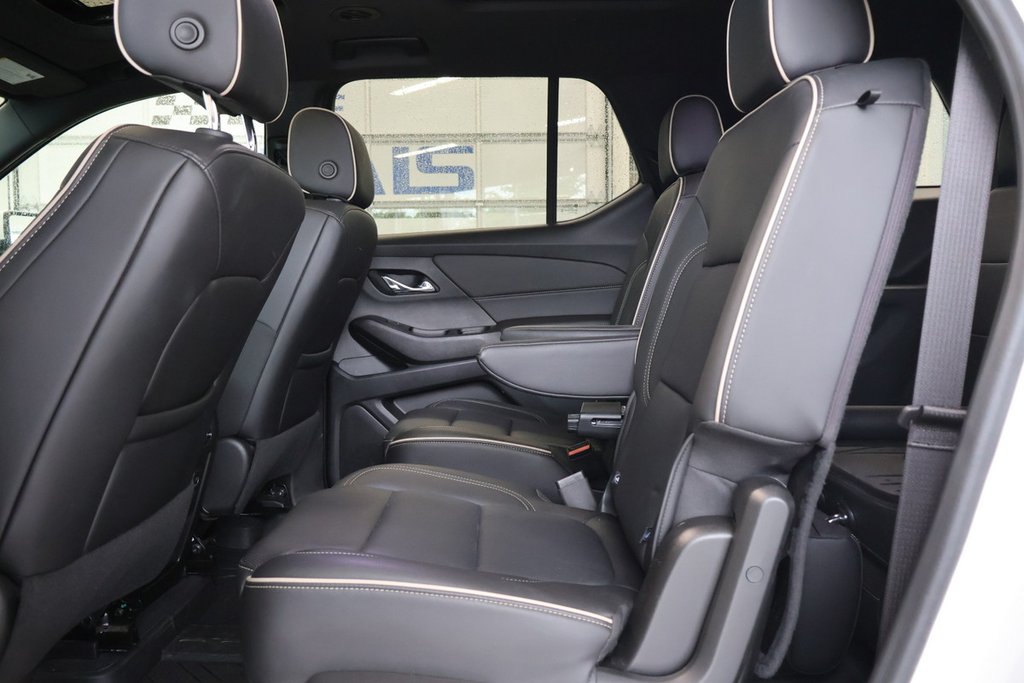 2023 Chevrolet Traverse in Montreal, Quebec - 22 - w1024h768px