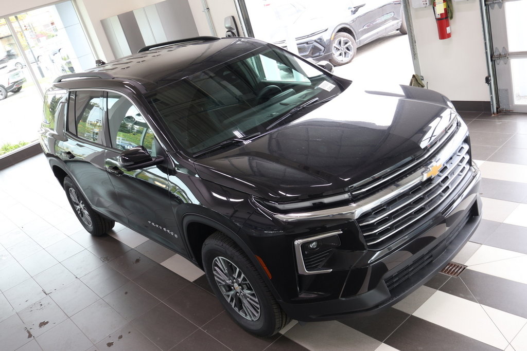 Chevrolet Traverse  2024 à Montréal, Québec - 8 - w1024h768px