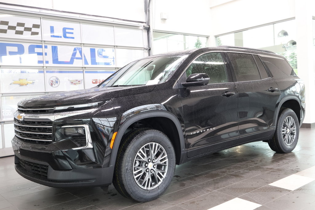 Chevrolet Traverse  2024 à Montréal, Québec - 1 - w1024h768px