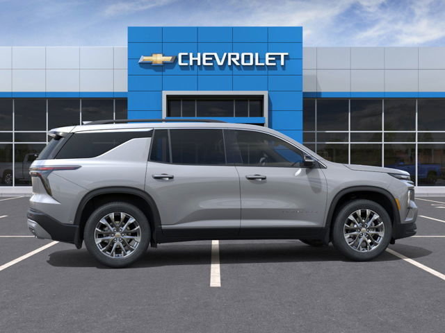 Chevrolet Traverse  2025 à Montréal, Québec - 5 - w1024h768px