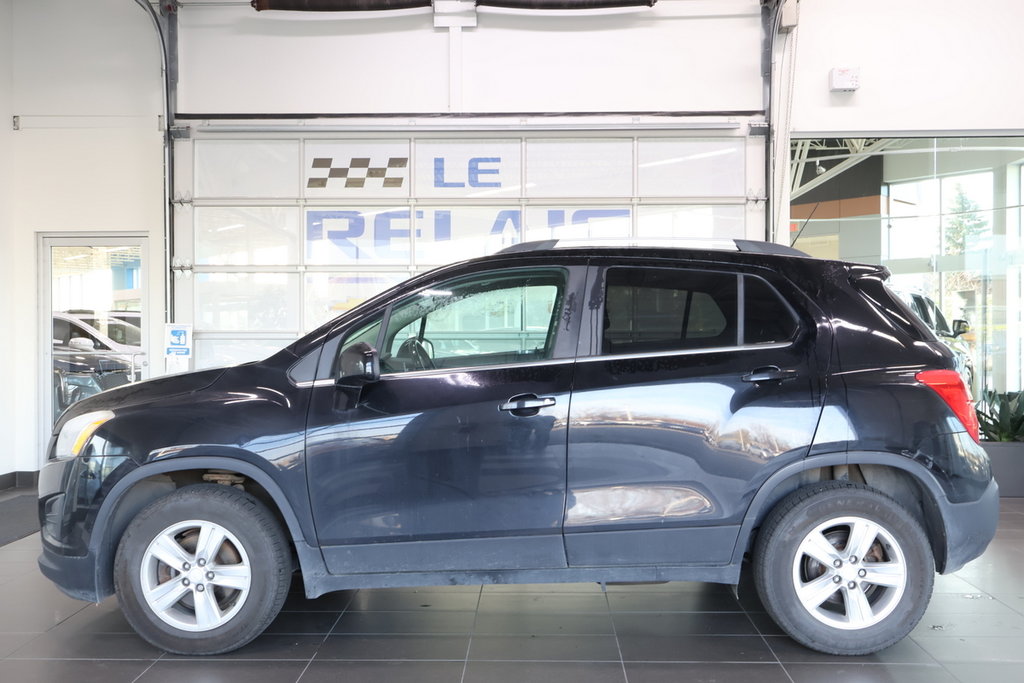 2016  Trax LT AWD TOIT OUVRANT CERTIFIÉ in Montreal, Quebec - 10 - w1024h768px