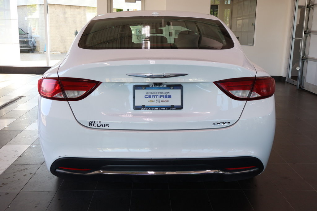 2016 Chrysler 200 Limited CERTIFIÉ ET INSPECTÉ in Montreal, Quebec - 22 - w1024h768px