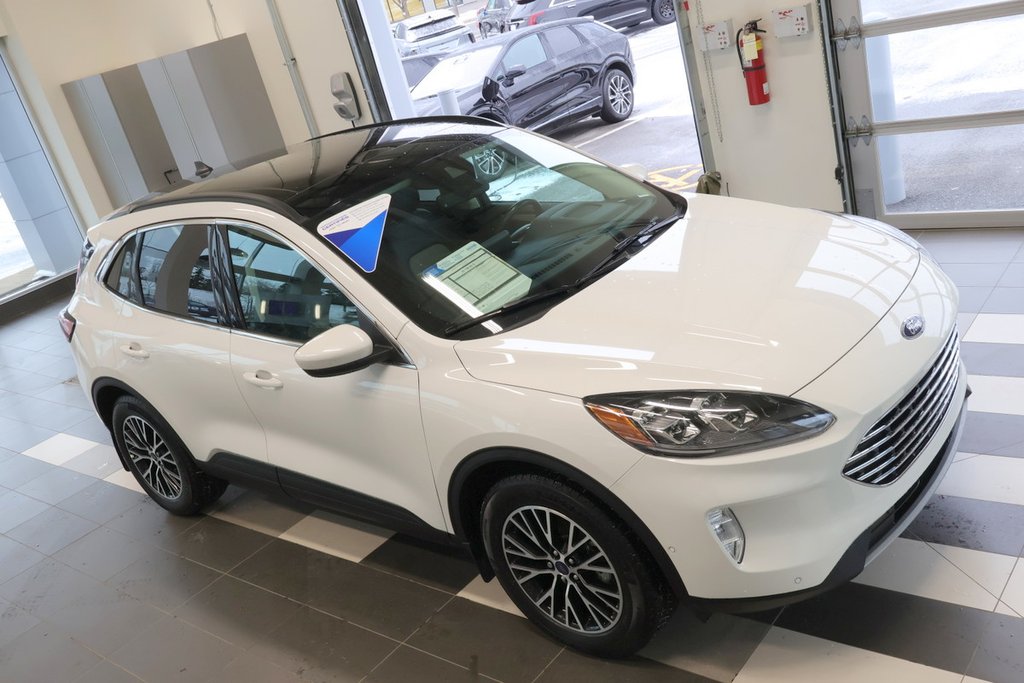 2022 Ford Escape in Montreal, Quebec - 10 - w1024h768px
