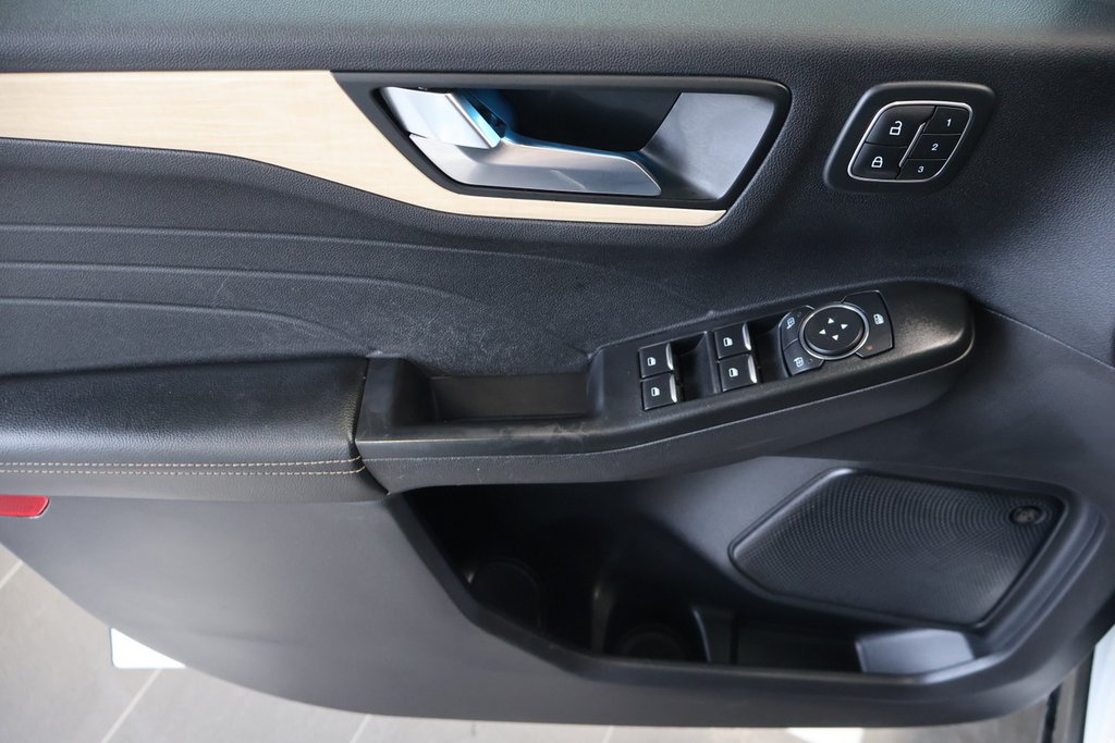 2022 Ford Escape in Montreal, Quebec - 21 - w1024h768px