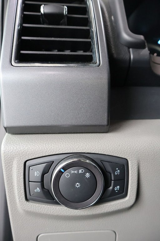 Ford F-150  2019 à Montréal, Québec - 15 - w1024h768px