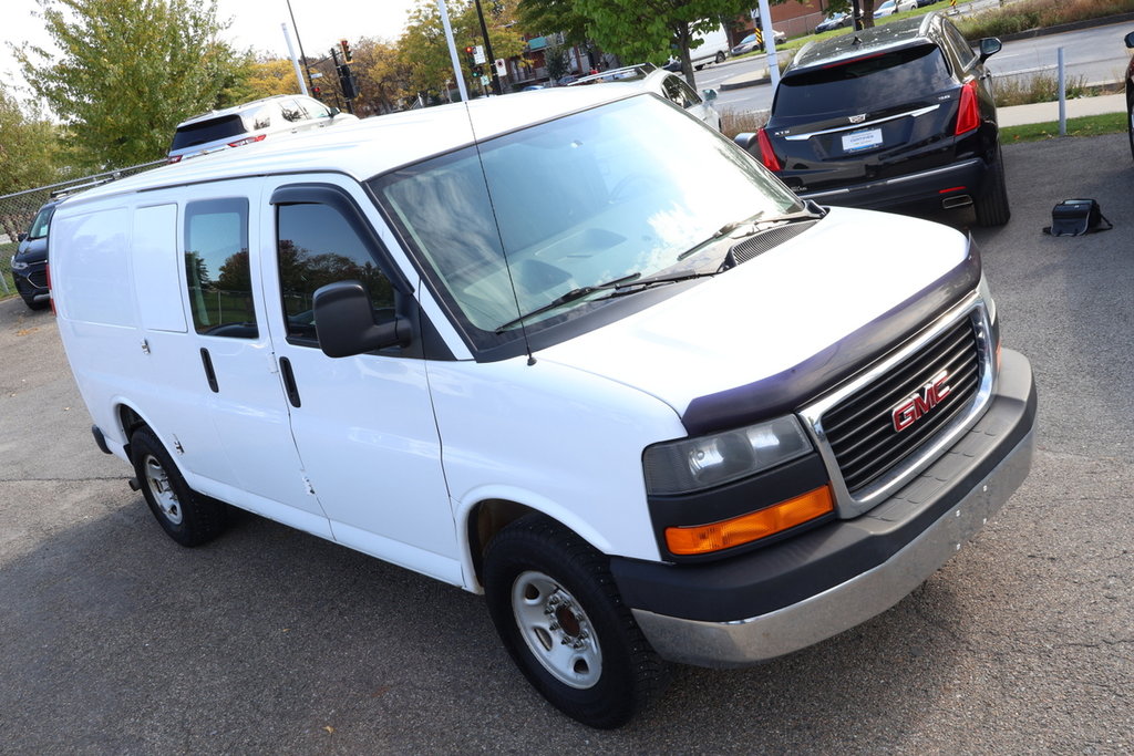 2017  Savana Cargo Van CARGO CLIENT MAISON HISTORIQUE COMPLET 4.8 L in Montreal, Quebec - 7 - w1024h768px