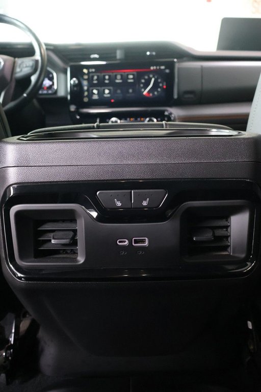 GMC Sierra 1500  2022 à Montréal, Québec - 21 - w1024h768px