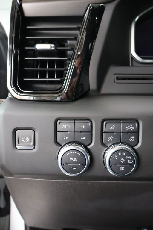 GMC Sierra 1500  2022 à Montréal, Québec - 18 - w1024h768px