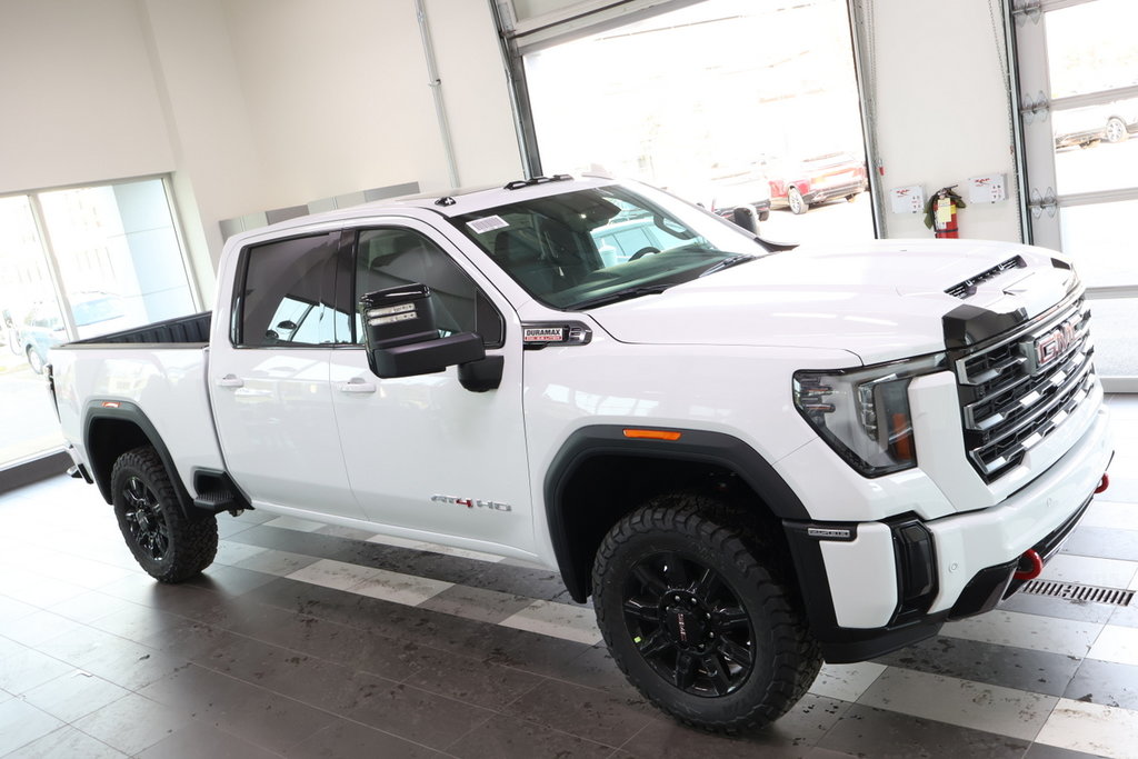 2025 GMC Sierra 2500 HD in Montreal, Quebec - 9 - w1024h768px