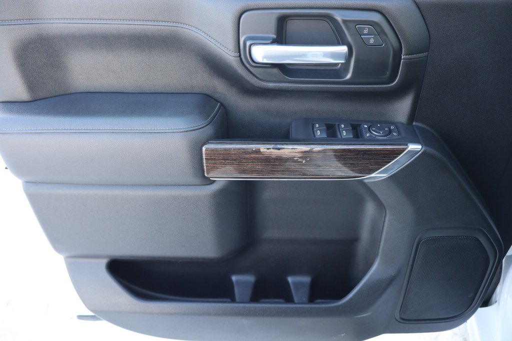 GMC Sierra 2500HD  2021 à Montréal, Québec - 18 - w1024h768px