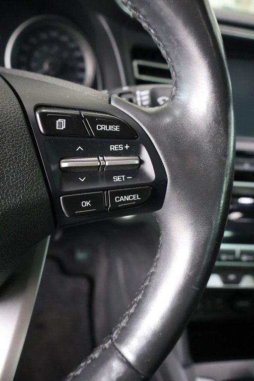 2020 Hyundai Elantra in Montreal, Quebec - 14 - w1024h768px