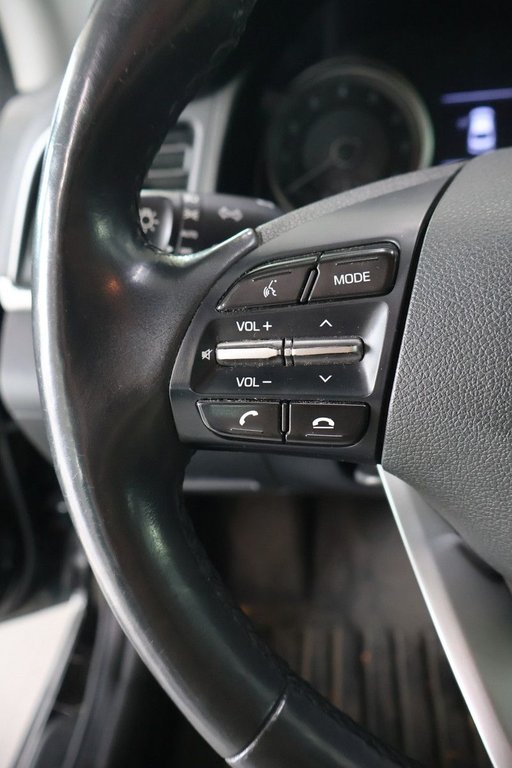 2020 Hyundai Elantra in Montreal, Quebec - 11 - w1024h768px