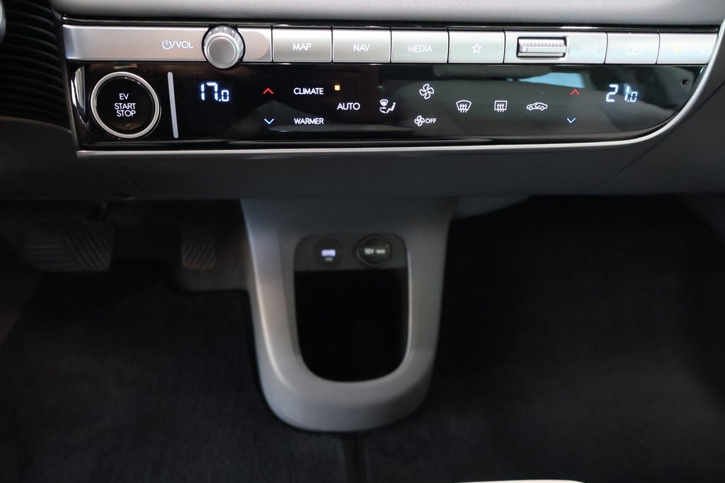 2023 Hyundai Ioniq 5 in Montreal, Quebec - 18 - w1024h768px