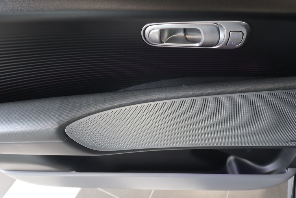 2024 Hyundai IONIQ 6 in Montreal, Quebec - 21 - w1024h768px
