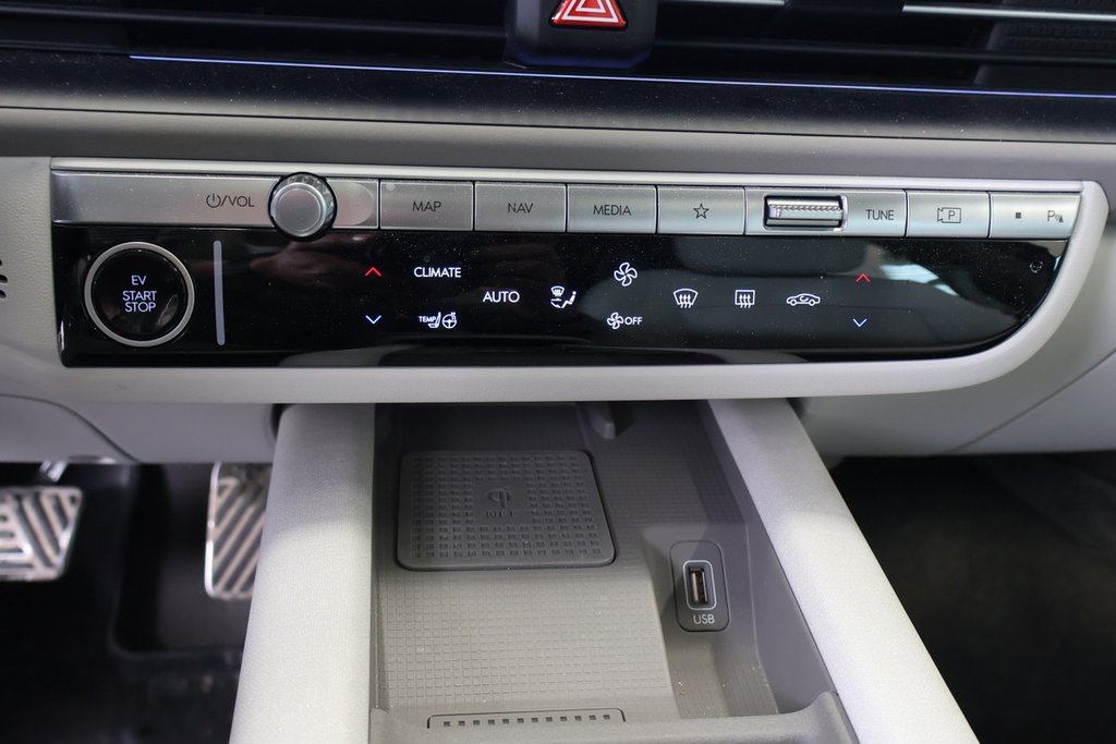 2025 Hyundai IONIQ 6 Preferred AWD ULTIMATE in Montreal, Quebec - 19 - w1024h768px