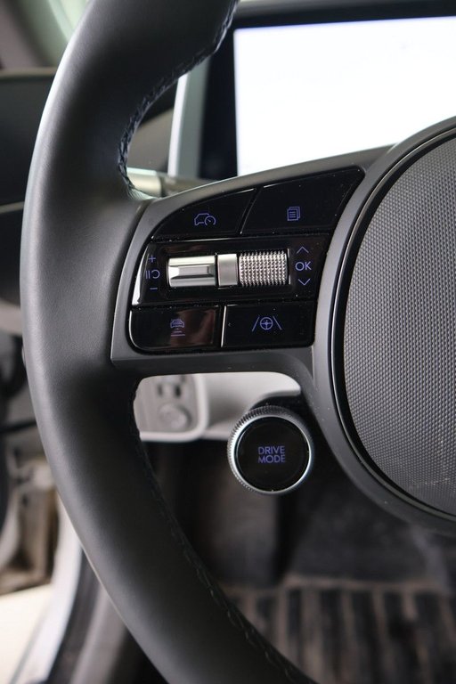 2025 Hyundai IONIQ 6 Preferred AWD ULTIMATE in Montreal, Quebec - 13 - w1024h768px