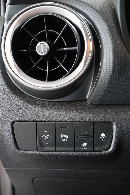 2022 Hyundai Kona Electric PREFERED TRACTION AVANT in Montreal, Quebec - 18 - w1024h768px