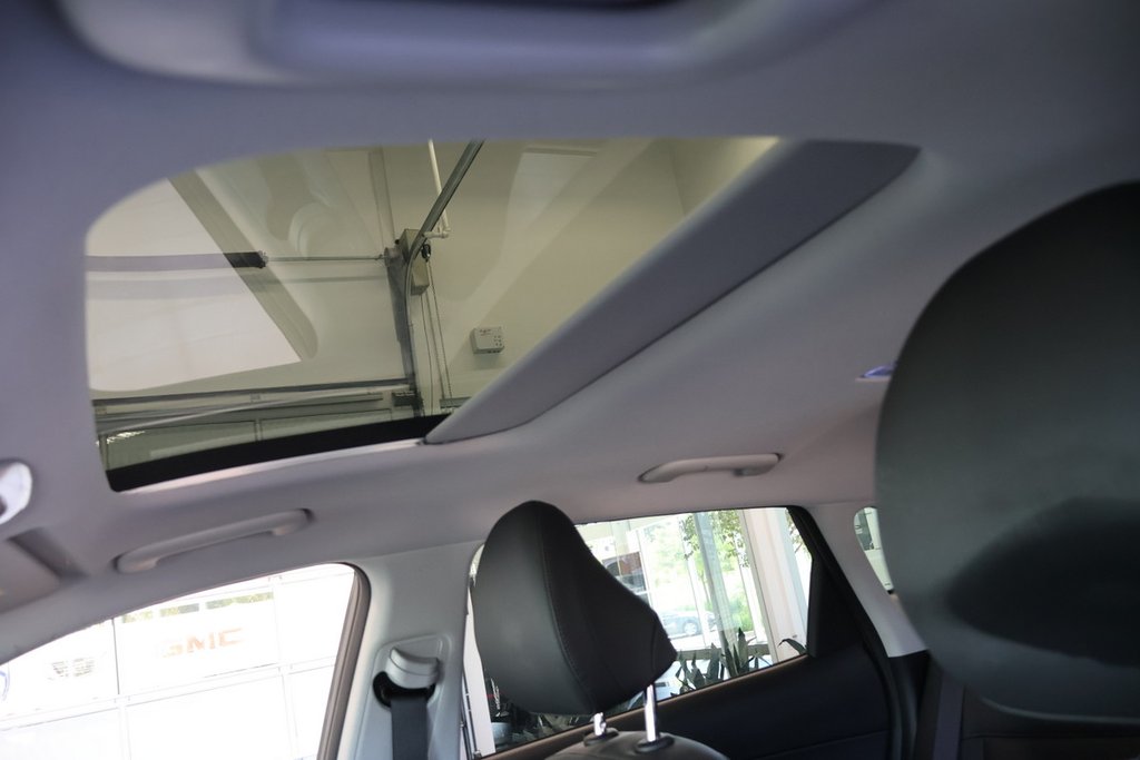 2025 Hyundai Kona Electric in Montreal, Quebec - 6 - w1024h768px