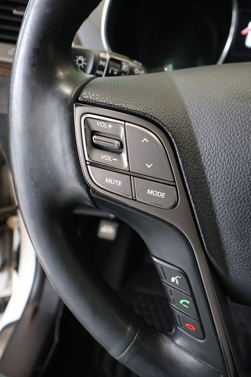 2017 Hyundai Santa Fe Sport in Montreal, Quebec - 13 - w1024h768px