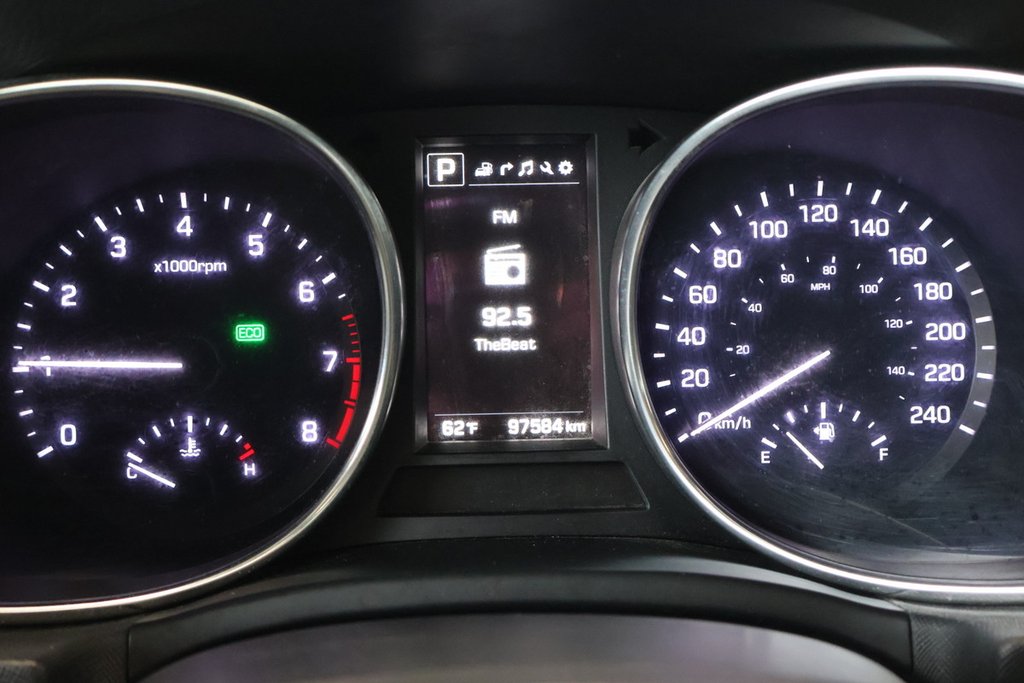 2017 Hyundai Santa Fe Sport in Montreal, Quebec - 4 - w1024h768px