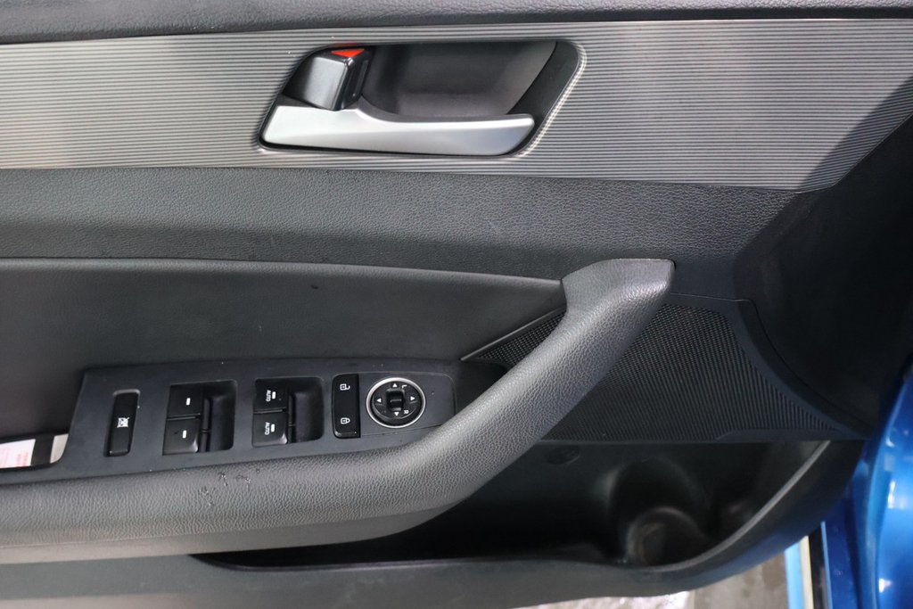 2019 Hyundai Sonata in Montreal, Quebec - 20 - w1024h768px