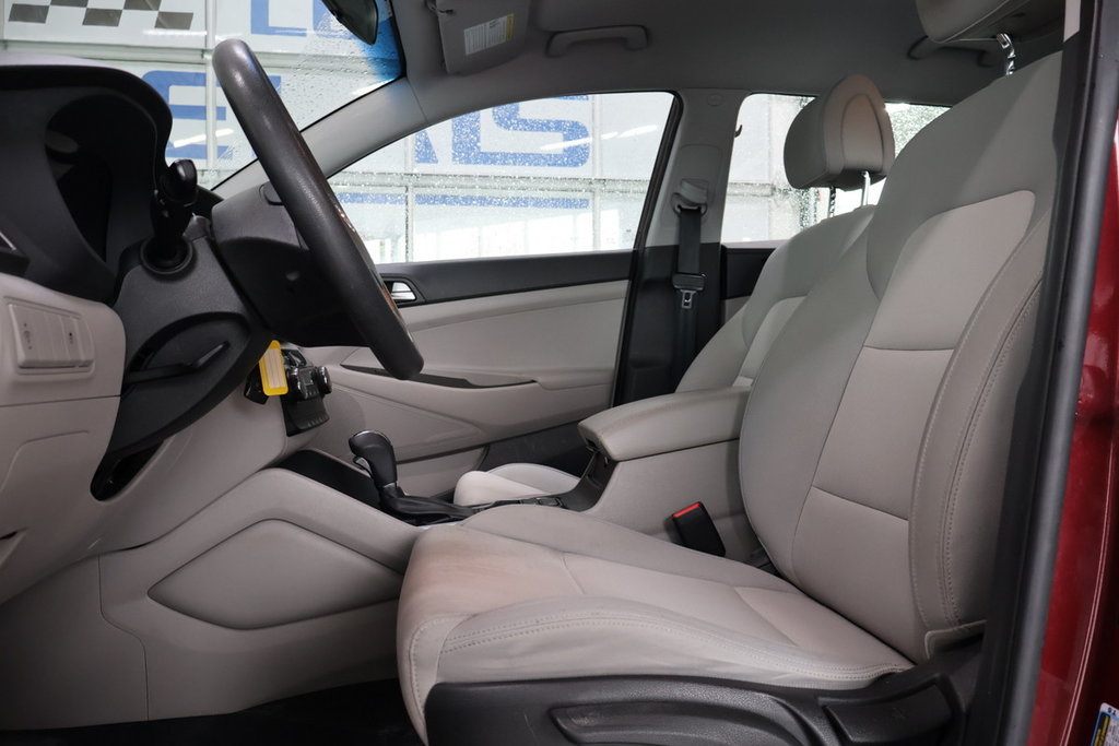 Hyundai Tucson  2017 à Montréal, Québec - 2 - w1024h768px