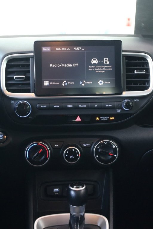 Hyundai Venue  2023 à Montréal, Québec - 5 - w1024h768px