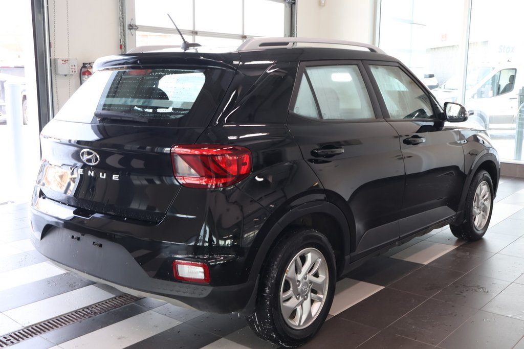 Hyundai Venue  2023 à Montréal, Québec - 23 - w1024h768px