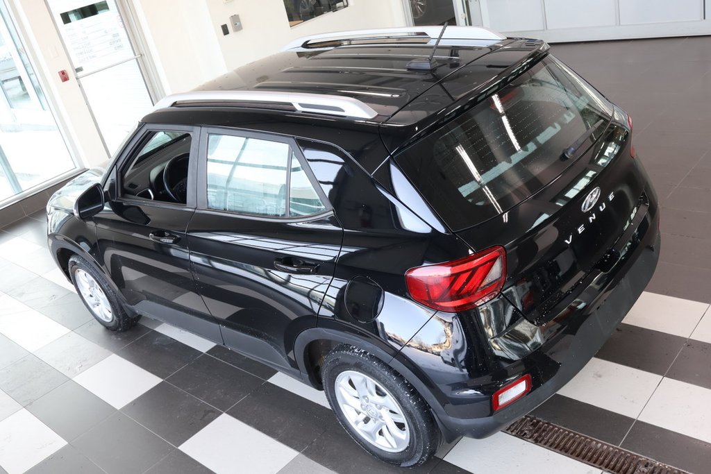 Hyundai Venue  2023 à Montréal, Québec - 21 - w1024h768px