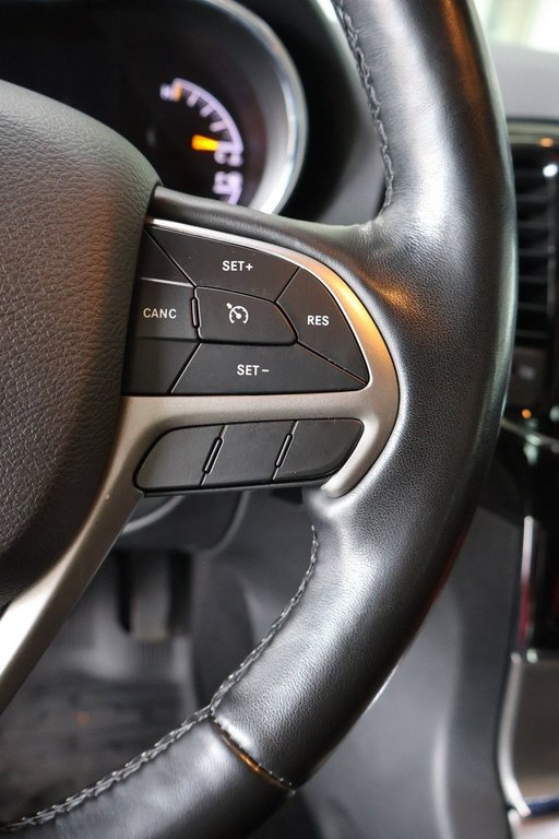 2021 Jeep Grand Cherokee in Montreal, Quebec - 13 - w1024h768px