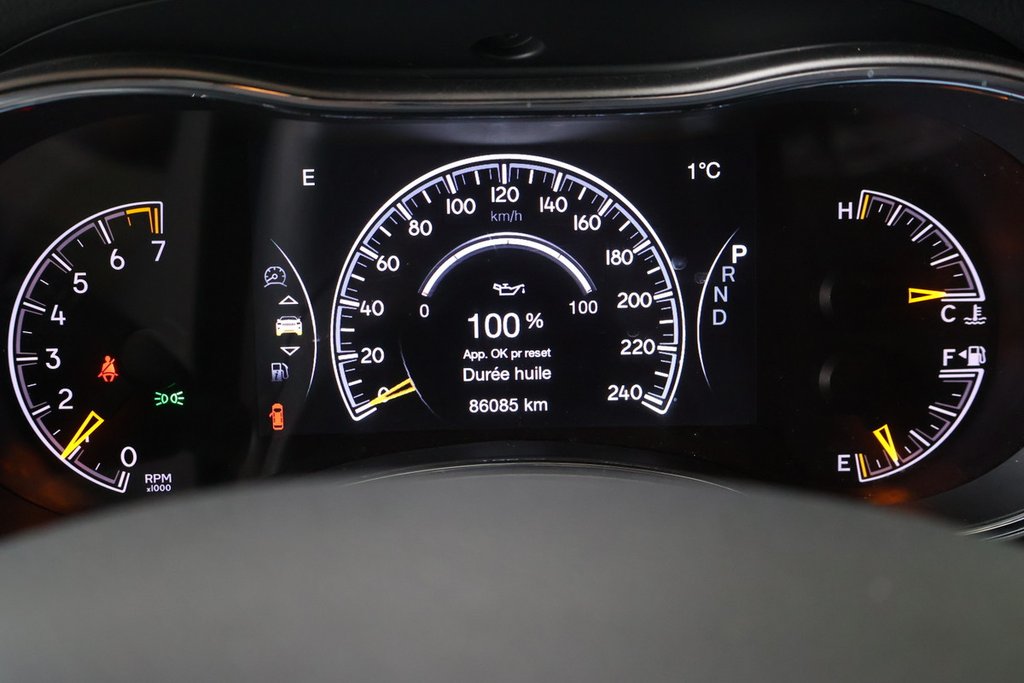 2021 Jeep Grand Cherokee in Montreal, Quebec - 4 - w1024h768px