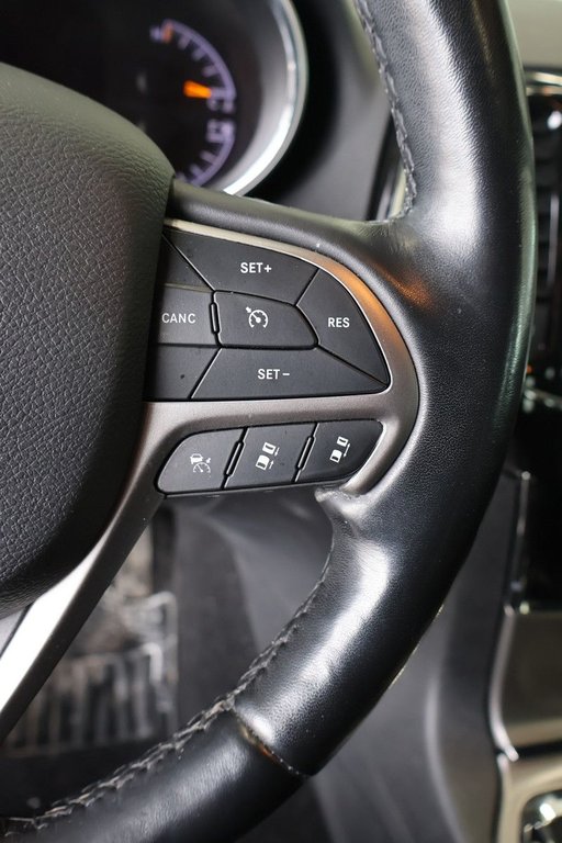 2021 Jeep Grand Cherokee 80th Anniversary Edition in Montreal, Quebec - 14 - w1024h768px