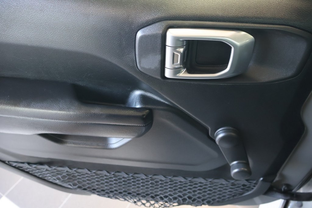 Jeep Wrangler Sport 2018 à Montréal, Québec - 14 - w1024h768px