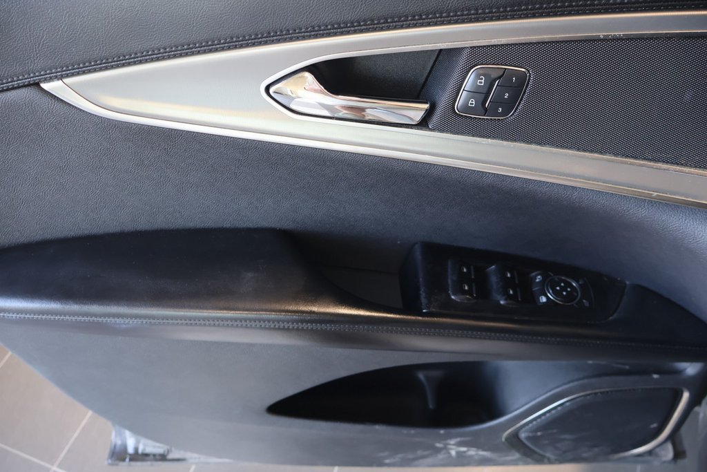 2018 Lincoln MKX in Montreal, Quebec - 21 - w1024h768px