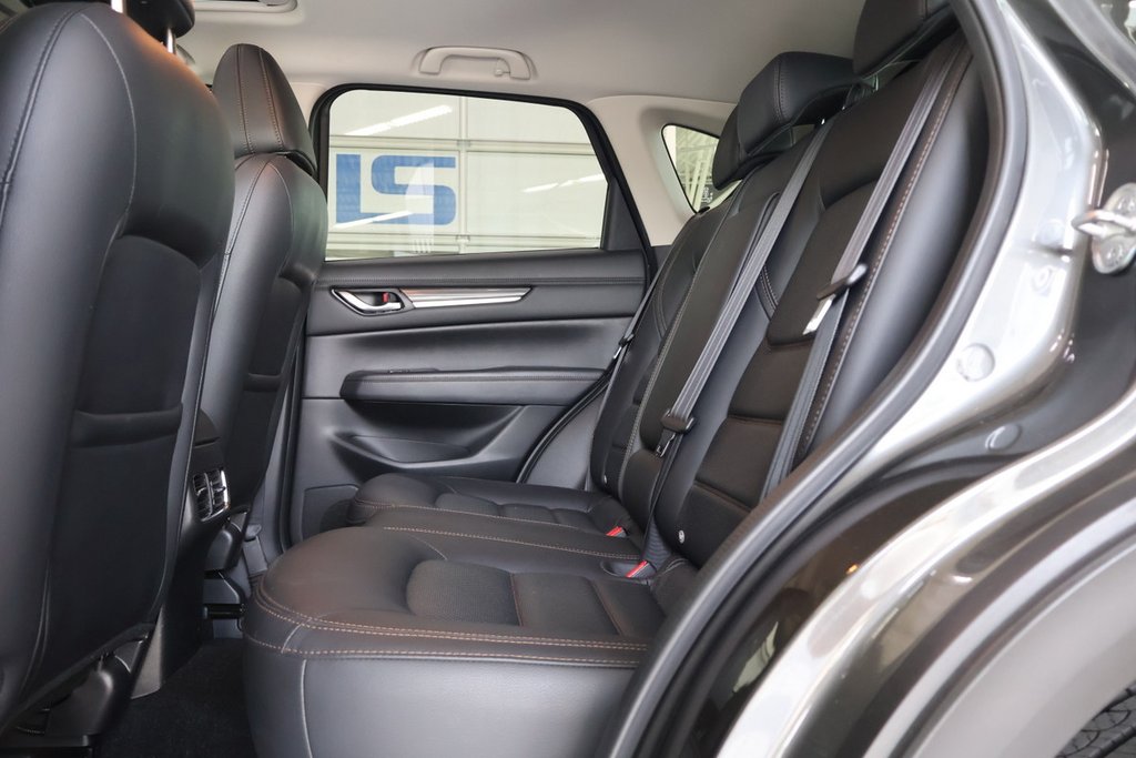 2020 Mazda CX-5 in Montreal, Quebec - 22 - w1024h768px