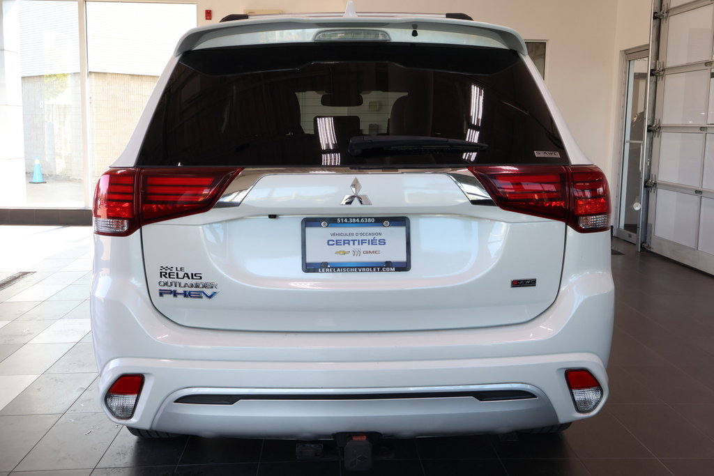 2020 Mitsubishi OUTLANDER PHEV in Montreal, Quebec - 25 - w1024h768px