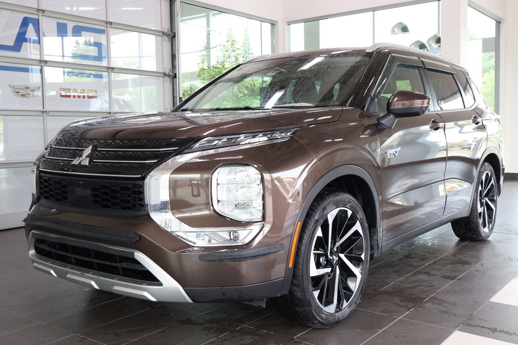 Mitsubishi OUTLANDER PHEV SEL CERTIFIÉ INSPECTÉ 2023 à Montréal, Québec - 1 - w1024h768px