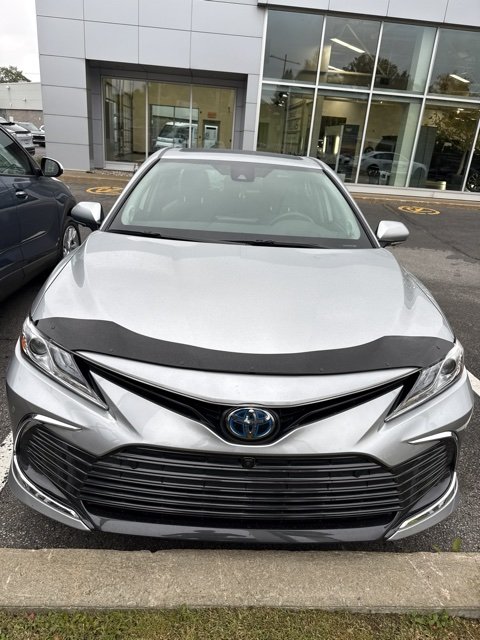 2022 Toyota Camry XLE HYBRIDE in Montreal, Quebec - 1 - w1024h768px