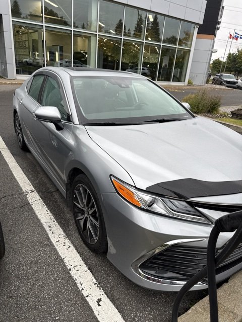 2022 Toyota Camry XLE HYBRIDE in Montreal, Quebec - 2 - w1024h768px