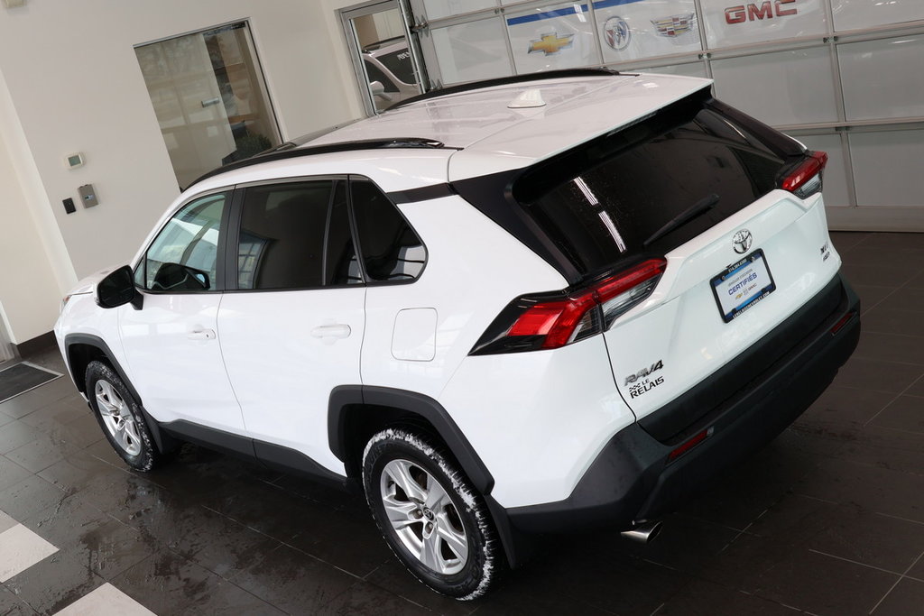 Toyota RAV4  2021 à Montréal, Québec - 22 - w1024h768px