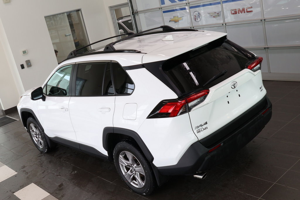 2022 Toyota RAV4 in Montreal, Quebec - 18 - w1024h768px