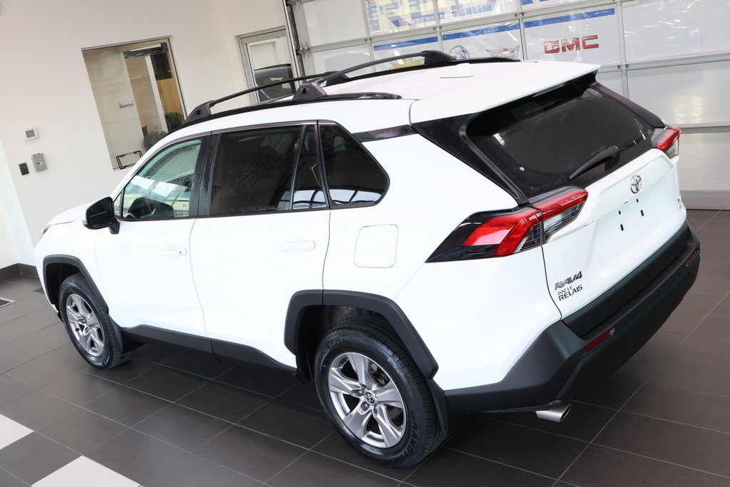 Toyota RAV4  2022 à Montréal, Québec - 22 - w1024h768px