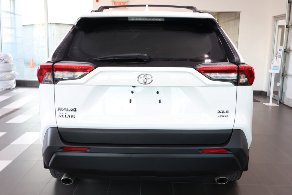 Toyota RAV4  2022 à Montréal, Québec - 23 - w1024h768px